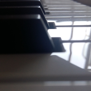 妲己把裤子脱了打开腿让人
